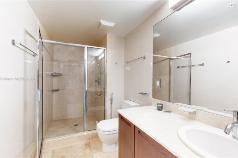 Copropriété à vendre à Sunny Isles Beach, Floride: 3 chambres, 153.1 m2 № 1372365 - photo 28