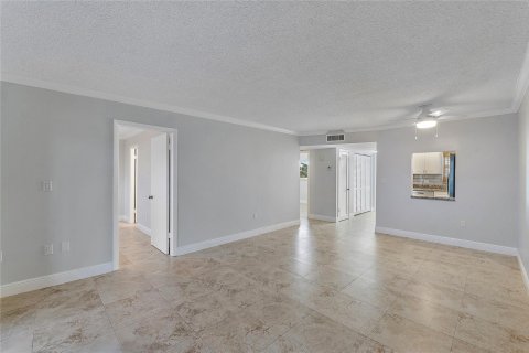 Copropriété à vendre à Sunrise, Floride: 2 chambres, 78.97 m2 № 1222666 - photo 10