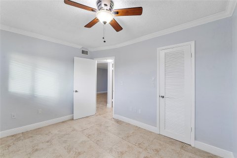 Copropriété à vendre à Sunrise, Floride: 2 chambres, 78.97 m2 № 1222666 - photo 2