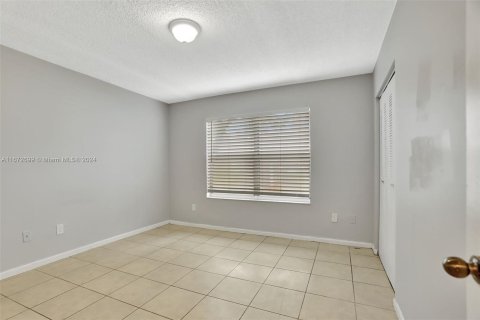 Copropriété à vendre à Coconut Creek, Floride: 2 chambres, 104.98 m2 № 1396249 - photo 18