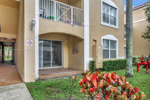 Condominio en venta en Coconut Creek, Florida, 2 dormitorios, 104.98 m2 № 1396249 - foto 2