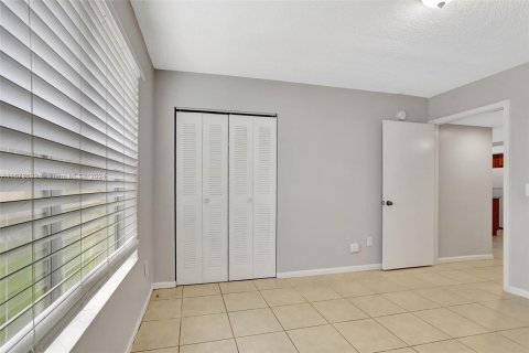 Copropriété à vendre à Coconut Creek, Floride: 2 chambres, 104.98 m2 № 1396249 - photo 17