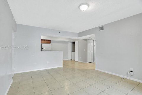 Copropriété à vendre à Coconut Creek, Floride: 2 chambres, 104.98 m2 № 1396249 - photo 11