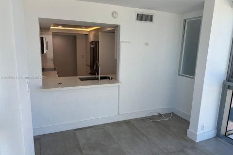 Copropriété à vendre à Miami Beach, Floride: 2 chambres, 110.55 m2 № 1348586 - photo 6