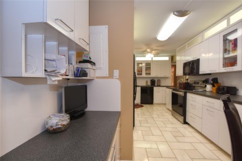 Condo in Pompano Beach, Florida, 3 bedrooms  № 1043087 - photo 24