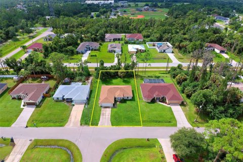 Villa ou maison à vendre à North Port, Floride: 3 chambres, 142.23 m2 № 1352859 - photo 3