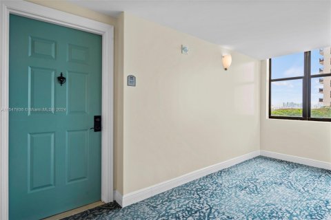 Condominio en venta en Coral Gables, Florida, 2 dormitorios, 99.59 m2 № 1060525 - foto 4