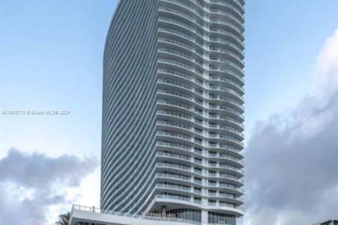 Condominio en venta en Hollywood, Florida, 2 dormitorios № 1044804 - foto 2