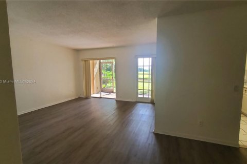 Copropriété à vendre à Davie, Floride: 2 chambres, 88.16 m2 № 1238314 - photo 2