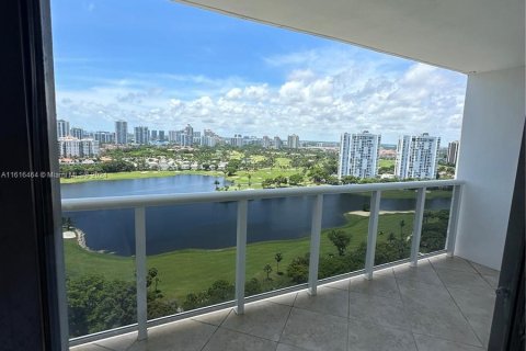 Copropriété à vendre à Aventura, Floride: 1 chambre, 70.14 m2 № 1238259 - photo 4