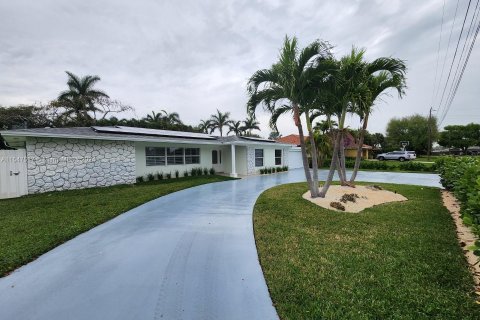 Villa ou maison à vendre à Jupiter, Floride: 4 chambres, 187.01 m2 № 1059362 - photo 2