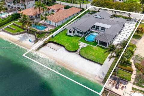 Купить виллу или дом в Майами, Флорида 6 спален, 457.45м2, № 1075546 - фото 11