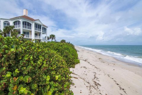 Condo in Vero Beach, Florida, 2 bedrooms  № 1058975 - photo 2