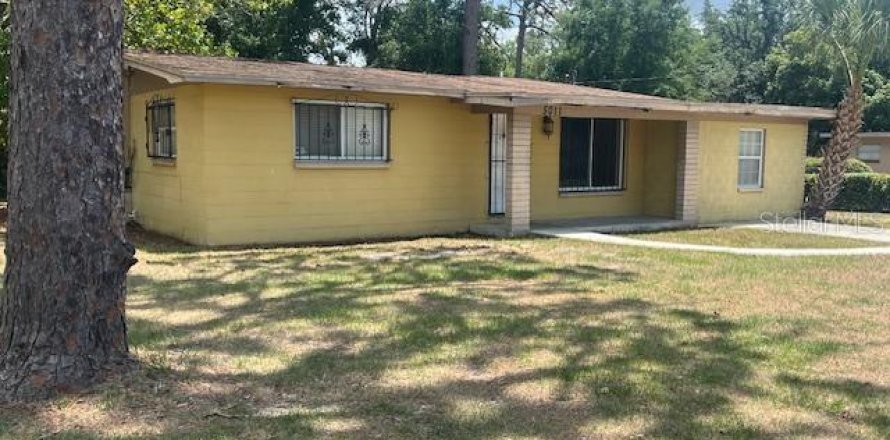 House in Tampa, Florida 3 bedrooms, 132.01 sq.m. № 1247830