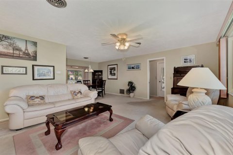 Купить виллу или дом в Энглвуд, Флорида 8 комнат, 161.65м2, № 1063480 - фото 5