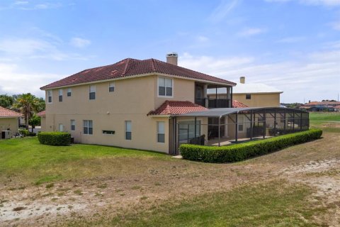 House in Davenport, Florida 5 bedrooms, 374.77 sq.m. № 1243970 - photo 11