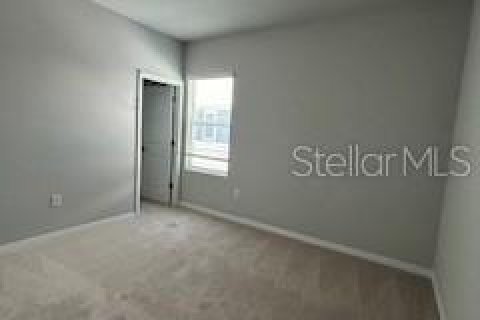 Townhouse in Land O' Lakes, Florida 3 bedrooms, 199.46 sq.m. № 1063288 - photo 20