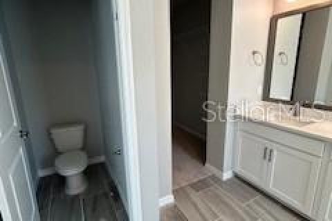 Townhouse in Land O' Lakes, Florida 3 bedrooms, 199.46 sq.m. № 1063288 - photo 16