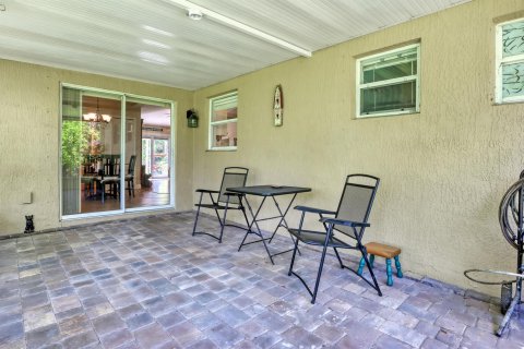 Casa en venta en Palm Bay, Florida, 3 dormitorios, 179.49 m2 № 1222662 - foto 9