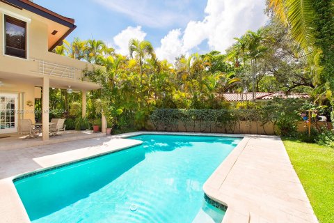 Casa en venta en Coral Gables, Florida, 4 dormitorios, 290.04 m2 № 1216962 - foto 14