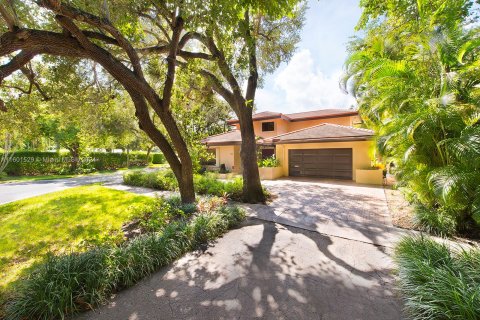 Casa en venta en Coral Gables, Florida, 4 dormitorios, 290.04 m2 № 1216962 - foto 4