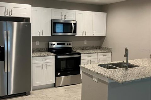 Appartement à louer à Rotonda, Floride: 3 chambres, 123.56 m2 № 1512442 - photo 3