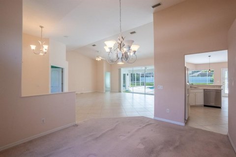 Casa en venta en Palm Coast, Florida, 4 dormitorios, 204.66 m2 № 1063091 - foto 23