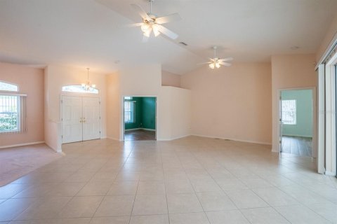 Casa en venta en Palm Coast, Florida, 4 dormitorios, 204.66 m2 № 1063091 - foto 27