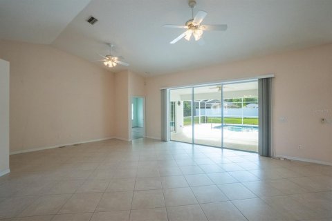 Casa en venta en Palm Coast, Florida, 4 dormitorios, 204.66 m2 № 1063091 - foto 24