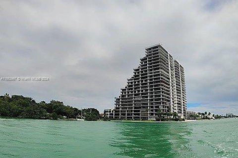Condominio en venta en Miami Beach, Florida, 1 dormitorio, 95.69 m2 № 1074399 - foto 16