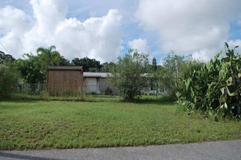 House in Edgewater, Florida 2 bedrooms, 94.2 sq.m. № 1357636 - photo 2