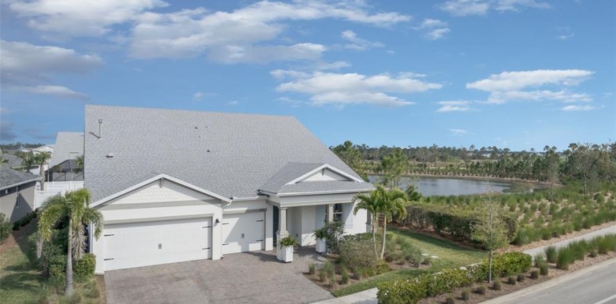 House in Punta Gorda, Florida 6 bedrooms, 380.62 sq.m. № 1359460