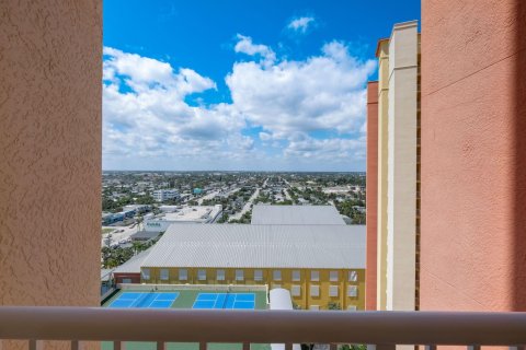 Condominio en venta en Riviera Beach, Florida, 2 dormitorios, 167.97 m2 № 1065467 - foto 18