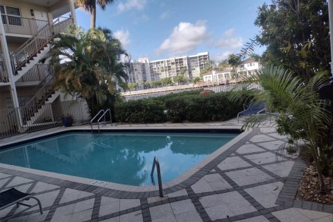 Condominio en venta en Hollywood, Florida, 1 dormitorio, 68.56 m2 № 1208715 - foto 1