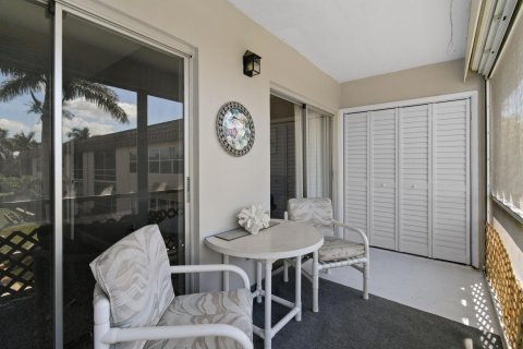 Condominio en venta en Stuart, Florida, 2 dormitorios, 76.18 m2 № 1061228 - foto 1