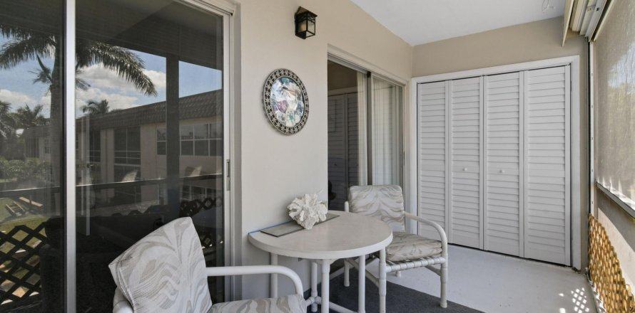 Condo in Stuart, Florida, 2 bedrooms  № 1061228