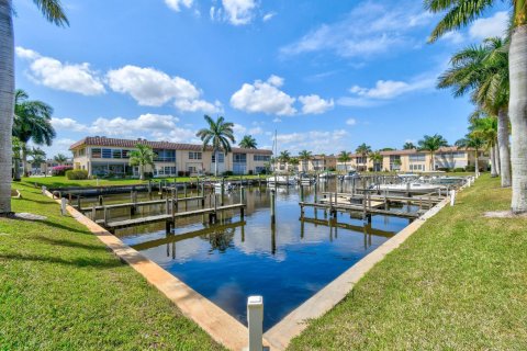 Condo in Stuart, Florida, 2 bedrooms  № 1061228 - photo 6