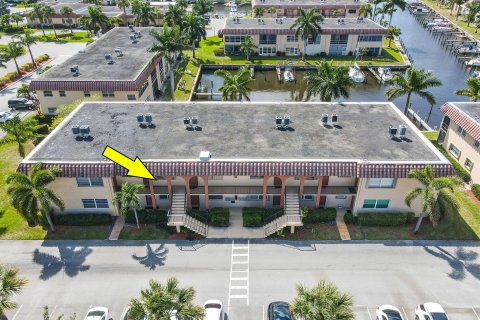 Condominio en venta en Stuart, Florida, 2 dormitorios, 76.18 m2 № 1061228 - foto 19