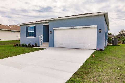 Casa en venta en Port Charlotte, Florida, 3 dormitorios, 134.06 m2 № 1067005 - foto 2