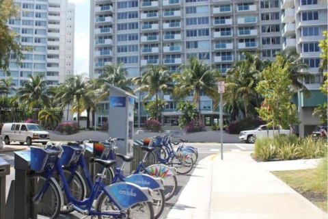 Condominio en venta en Miami Beach, Florida № 1359022 - foto 5