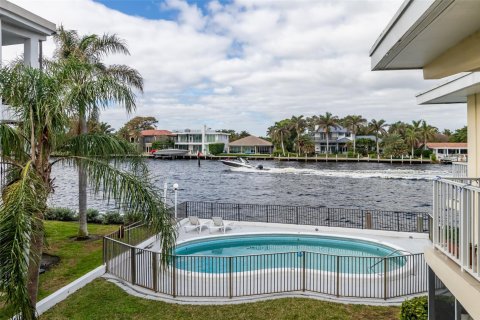 Condo in Pompano Beach, Florida, 1 bedroom  № 1073550 - photo 4