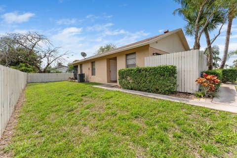 Villa ou maison à vendre à Boynton Beach, Floride: 2 chambres, 113.15 m2 № 1073553 - photo 5