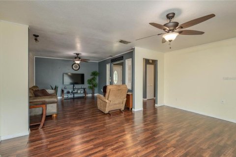 Casa en venta en Winter Haven, Florida, 3 dormitorios, 174.66 m2 № 1351295 - foto 8