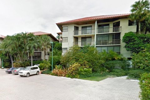 Condominio en venta en Key Biscayne, Florida, 1 dormitorio, 90.3 m2 № 1351864 - foto 3