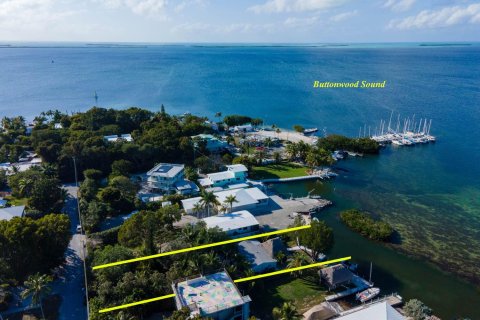 Villa ou maison à vendre à Key Largo, Floride: 2 chambres, 96.62 m2 № 1051443 - photo 4