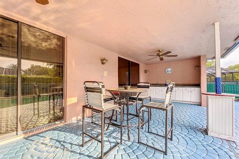 Casa en venta en Coral Springs, Florida, 5 dormitorios, 251.77 m2 № 1059174 - foto 9