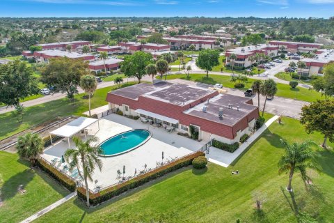 Condominio en venta en Royal Palm Beach, Florida, 2 dormitorios, 101.08 m2 № 1059042 - foto 2