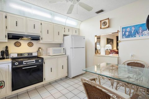 Condominio en venta en Lake Worth, Florida, 1 dormitorio, 95.13 m2 № 1059139 - foto 15