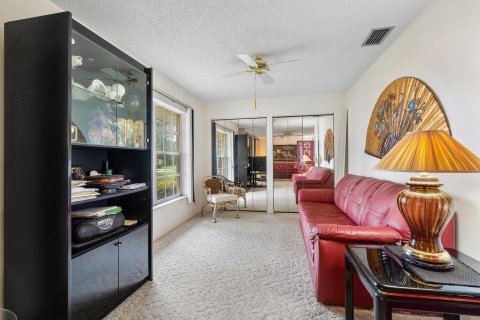 Condominio en venta en Lake Worth, Florida, 1 dormitorio, 95.13 m2 № 1059139 - foto 17