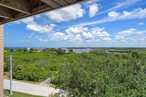 Copropriété à vendre à Port Richey, Floride: 2 chambres, 174.84 m2 № 1338527 - photo 12